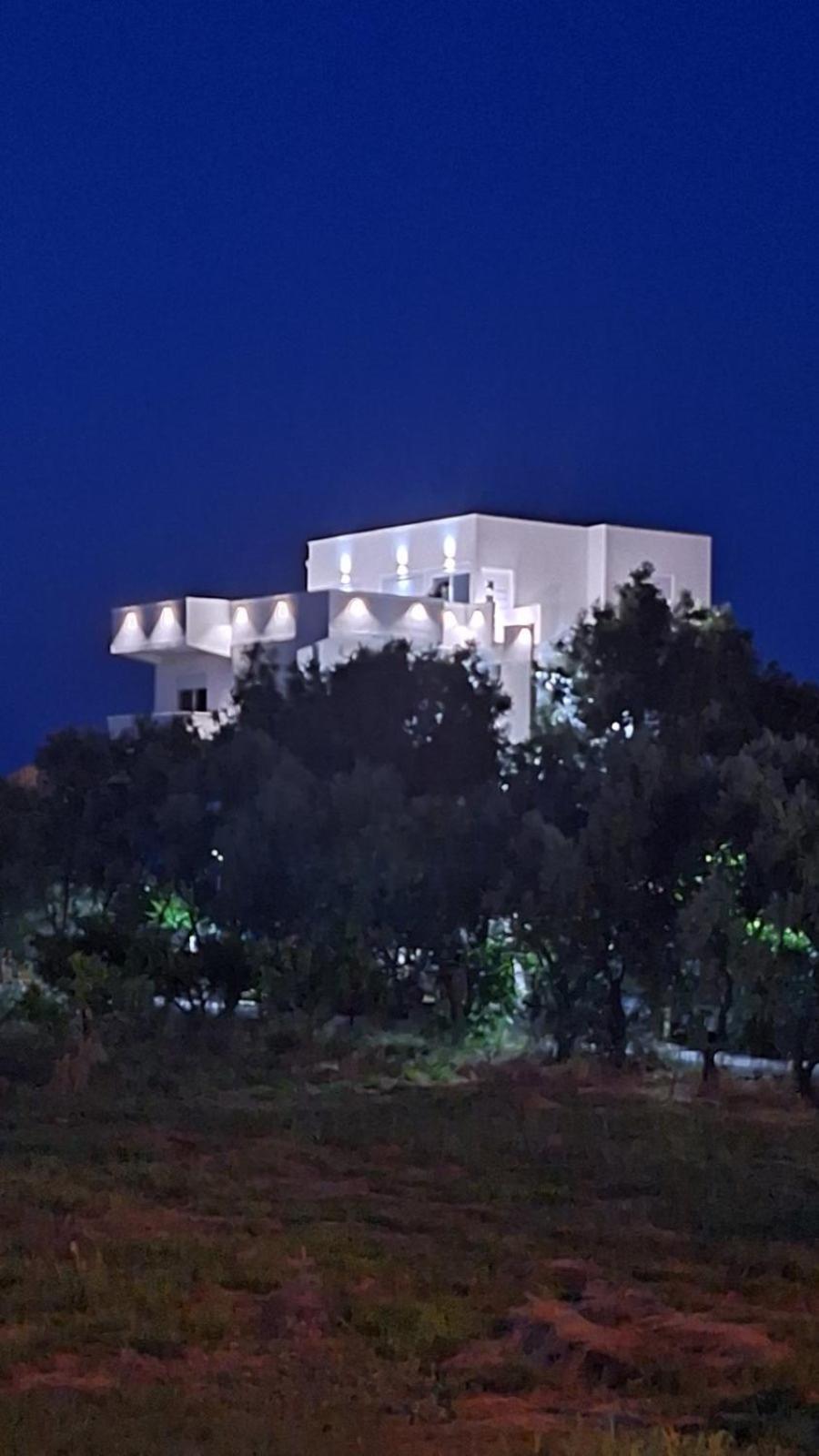 Montebello Inn Apartments Улцин Екстериор снимка