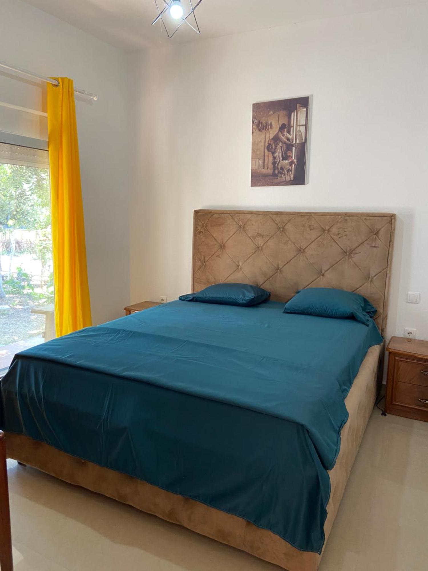 Montebello Inn Apartments Улцин Екстериор снимка